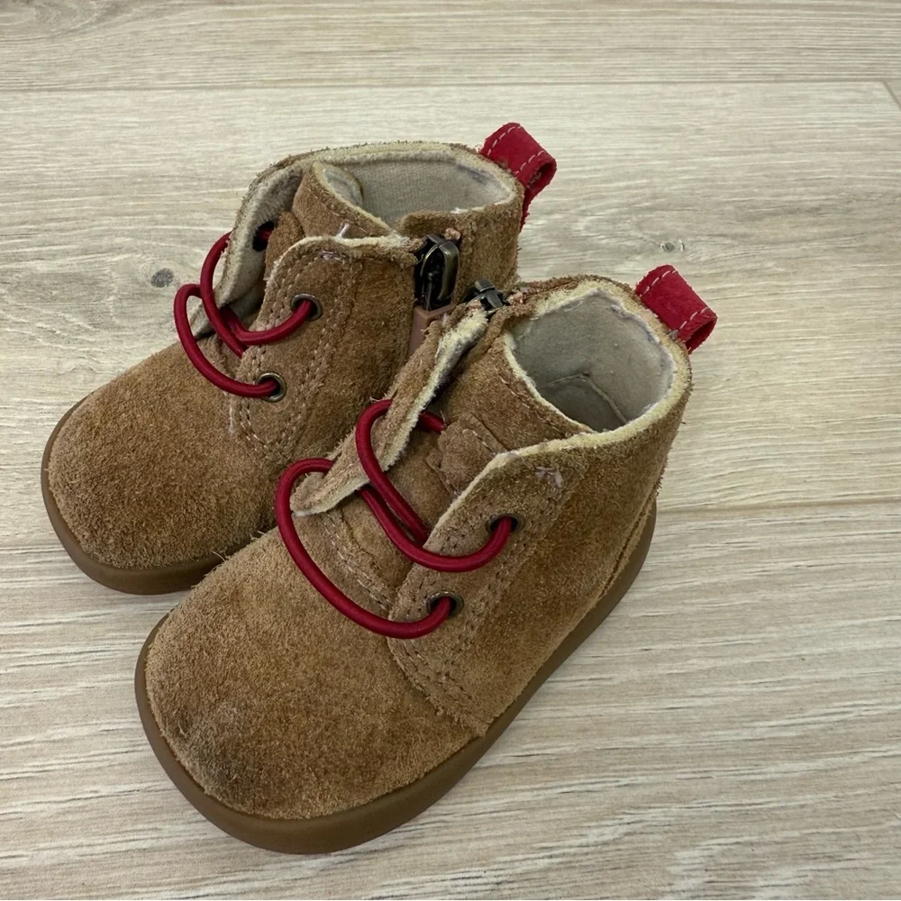 Ugg Tan Kristjan Chukka Boot